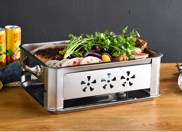 Multi-functional charcoal fish grill for boil and grill fish